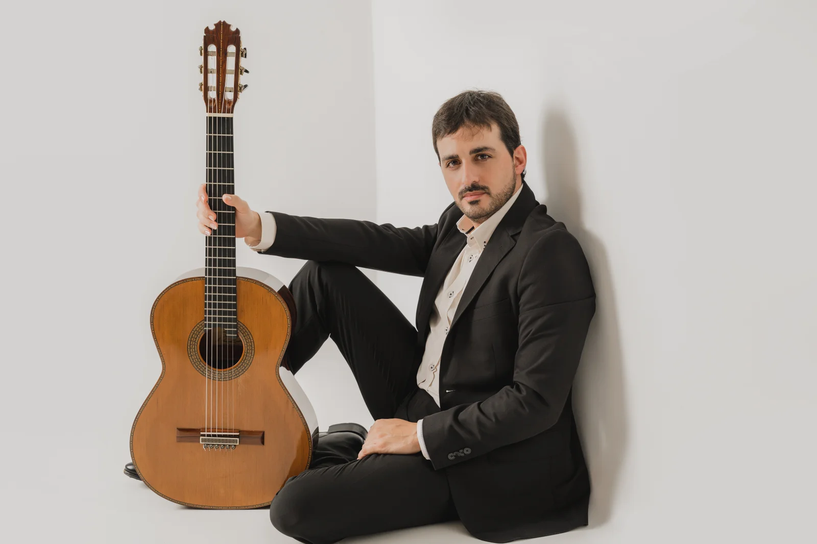Javier Llanes, guitarrista clásico