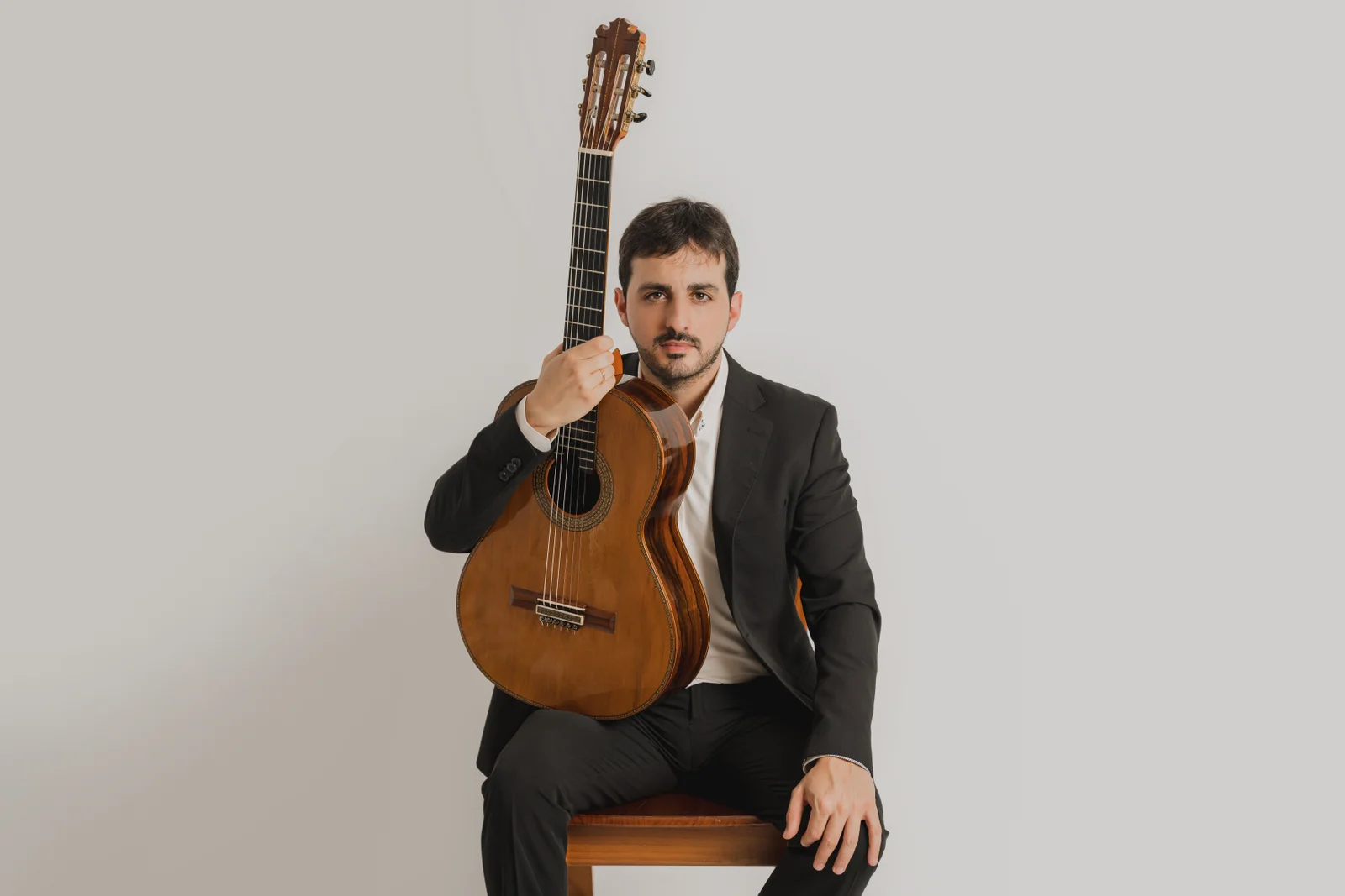 Javier Llanes, guitarrista clásico