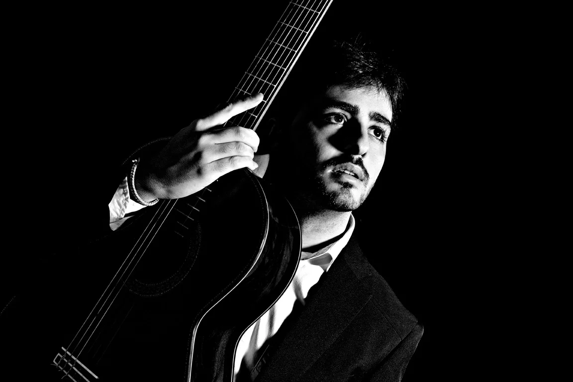 Javier Llanes, guitarrista clásico
